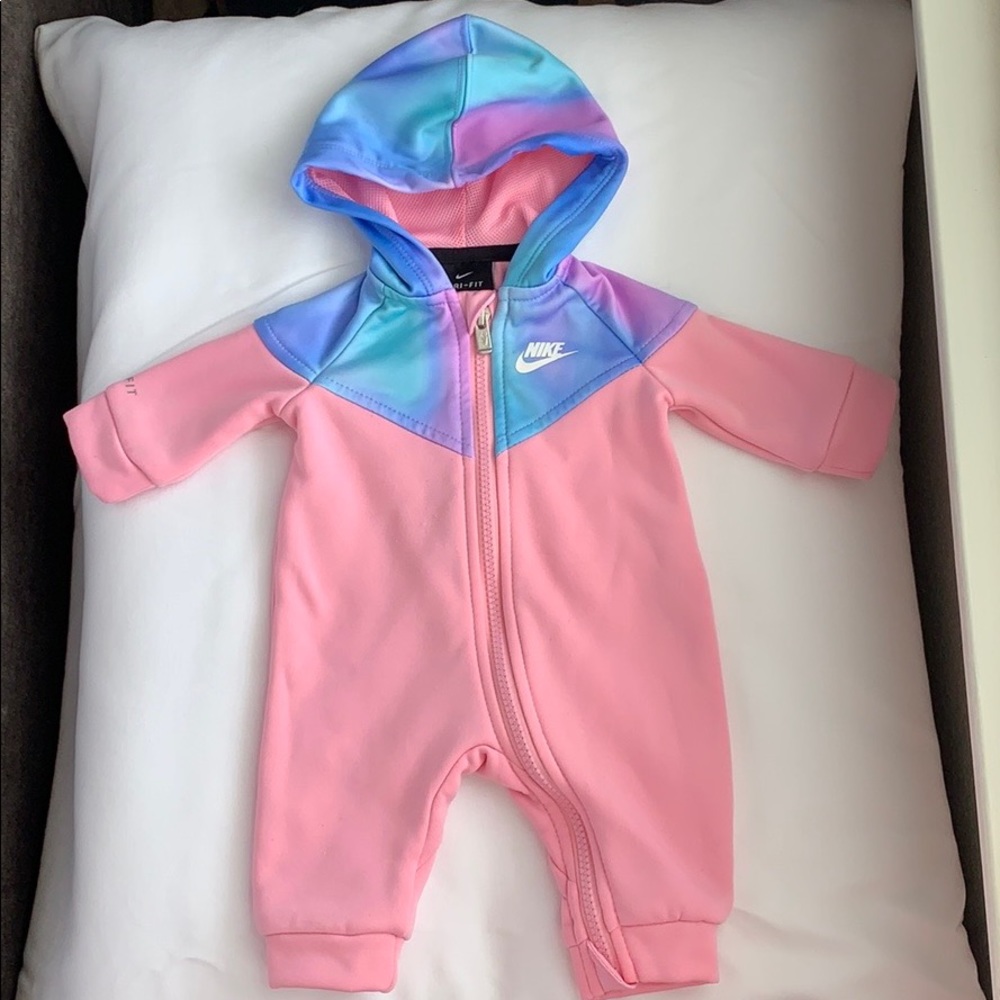 Nike unicorn therma coverall